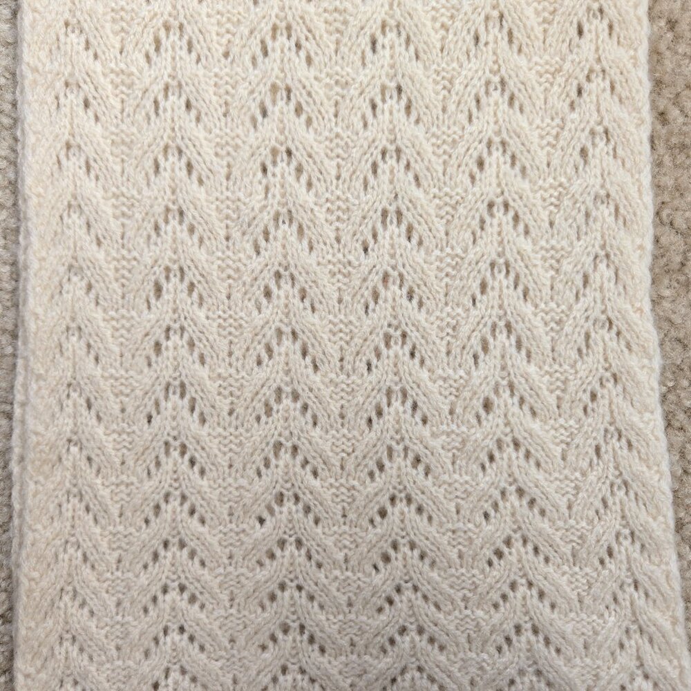 Cashmere Pointelle Scarf Ivory - Picture 5 of 12